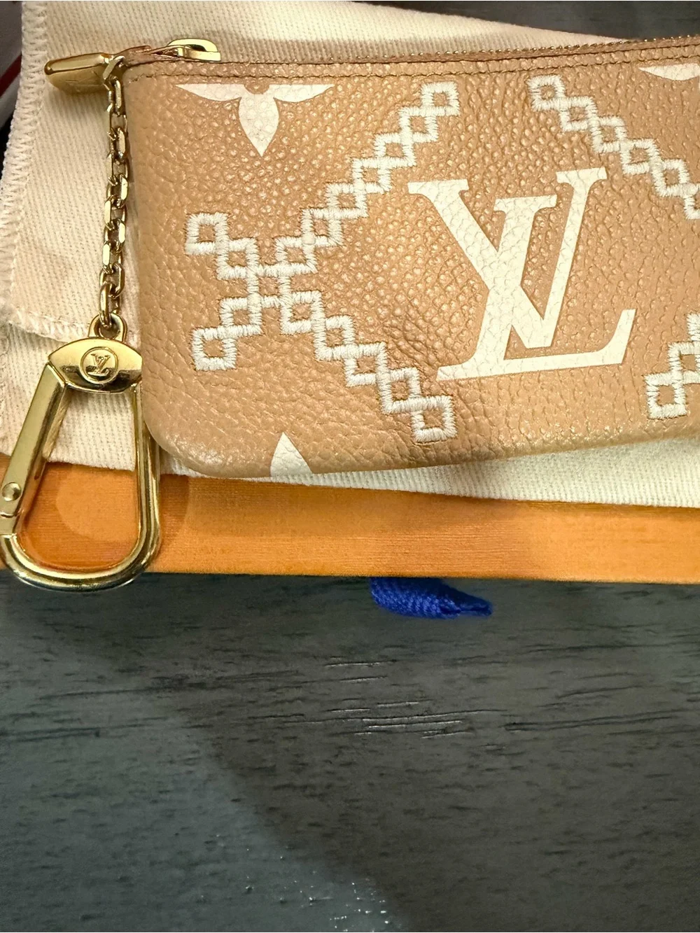 Louis Vuitton Arizona key cles